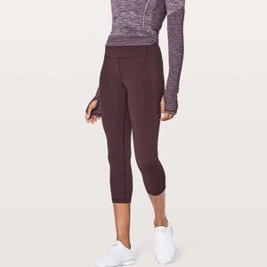 Lululemon Speed Up Crop - 21”